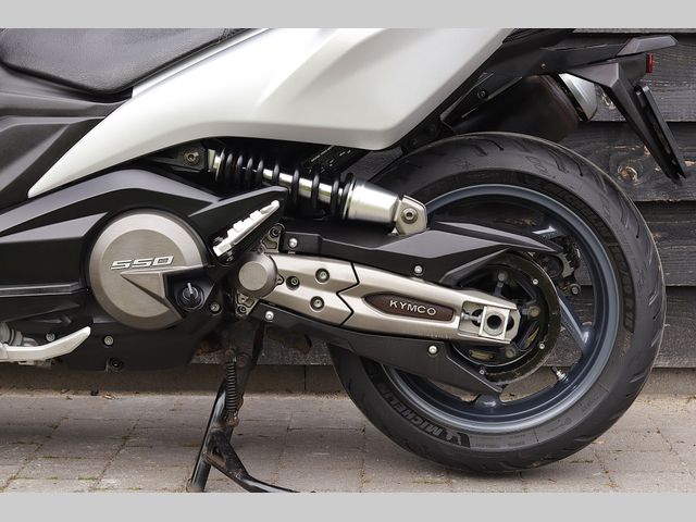 kymco - ak-550