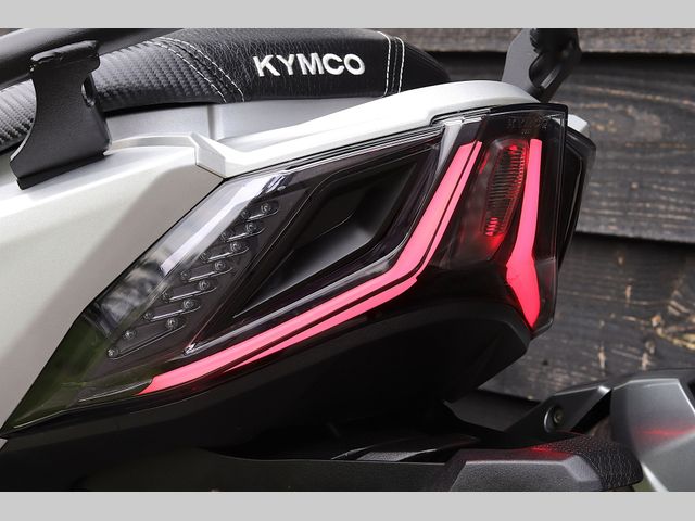 kymco - ak-550