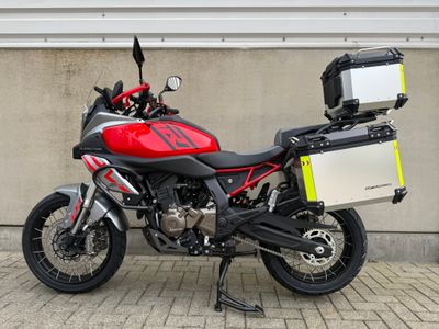 QJMOTOR SRT 600 SX TOURING – foto 2
