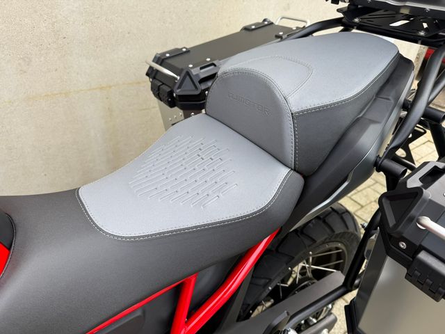 QJMOTOR - srt-600-sx-touring