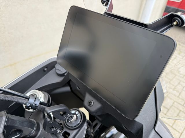 QJMOTOR - srt-600-sx-touring