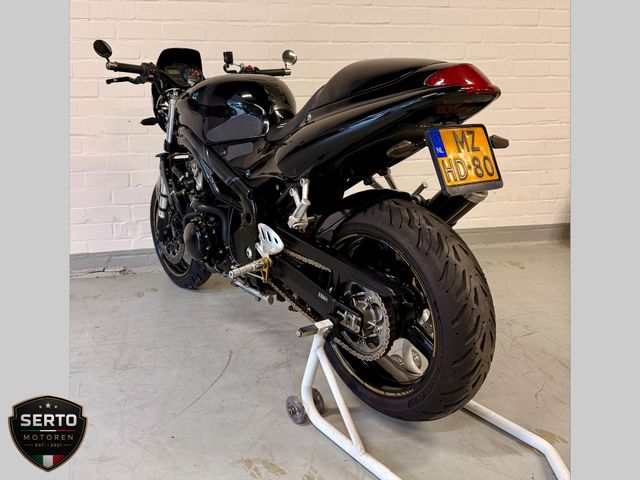 triumph - 955-i-speed-triple