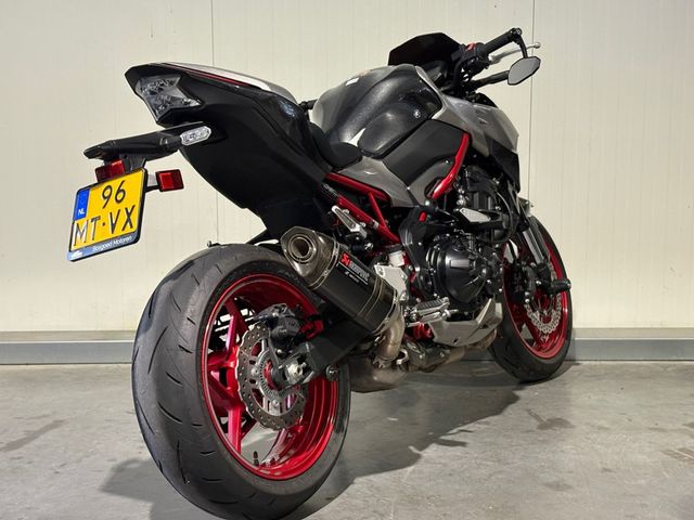 kawasaki - z900-performance