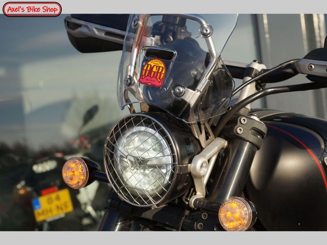 triumph - scrambler-1200-xe