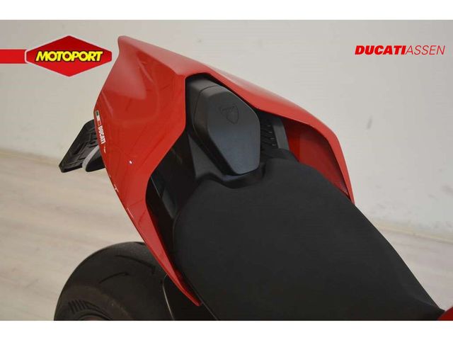 ducati - panigale-v4-s