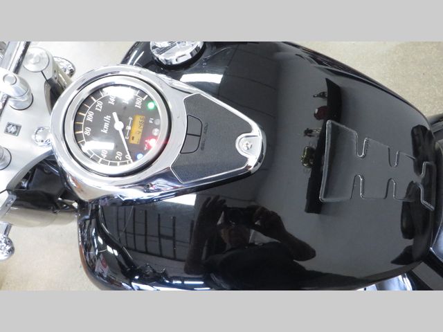 suzuki - c-800-intruder