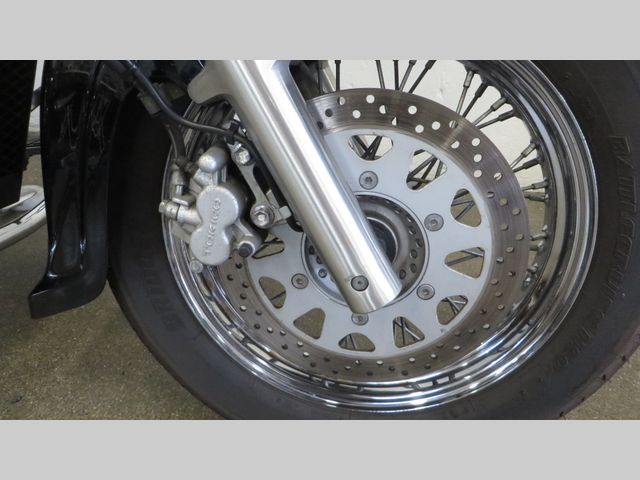 suzuki - c-800-intruder