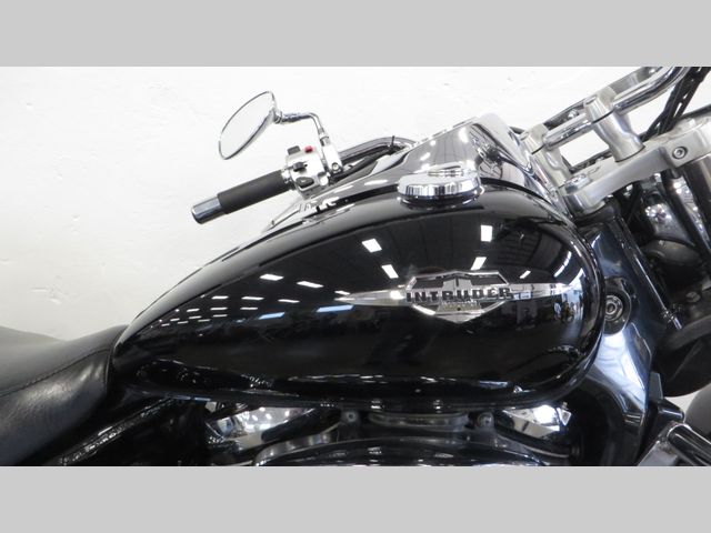 suzuki - c-800-intruder