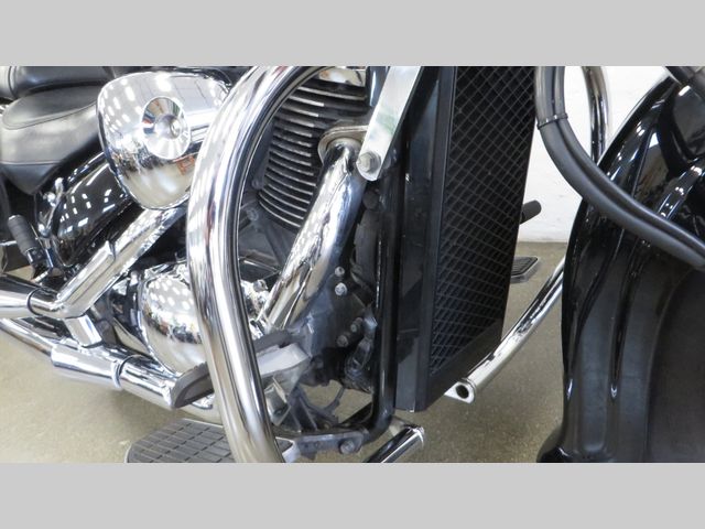 suzuki - c-800-intruder