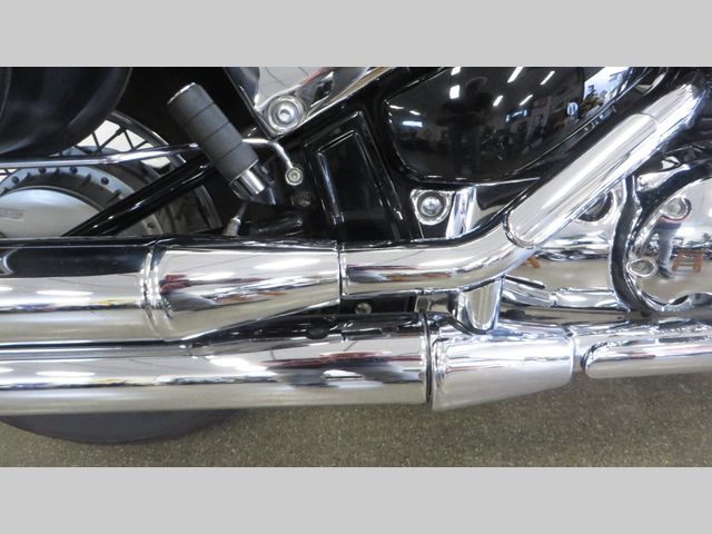 suzuki - c-800-intruder