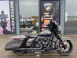 HARLEY-DAVIDSON STREET GLIDE SPECIAL 114