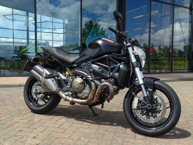 ducati - monster-821