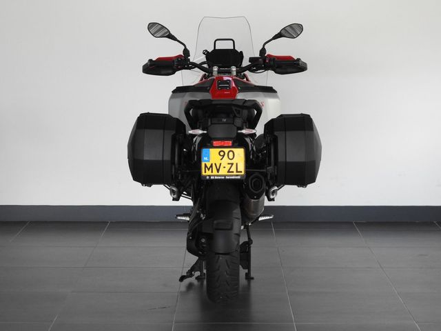 bmw - r-1300-gs-adventure