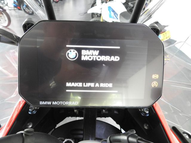 bmw - r-1300-gs-adventure
