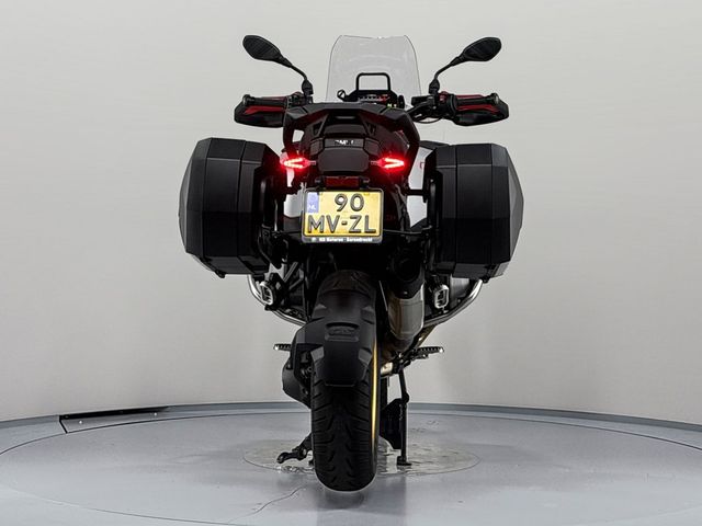 bmw - r-1300-gs-adventure