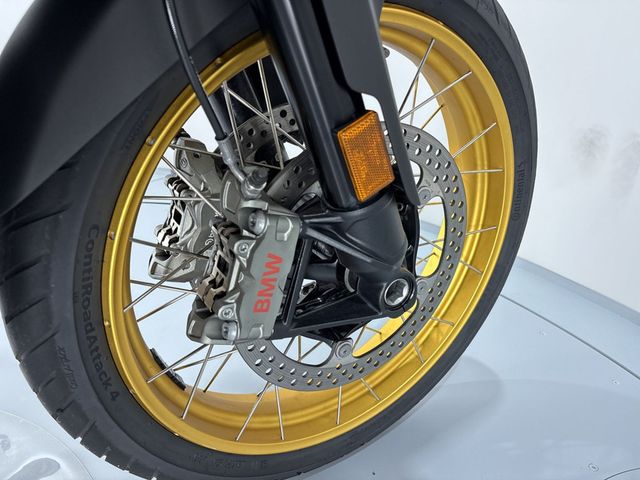 bmw - r-1300-gs-adventure