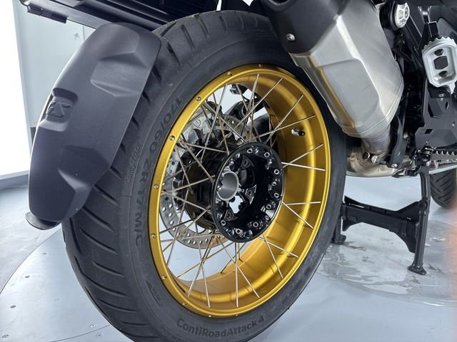bmw - r-1300-gs-adventure