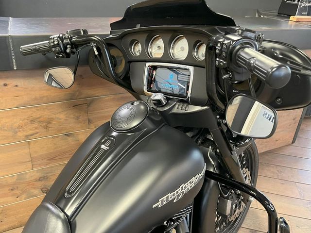 harley-davidson - street-glide-special-flhxs