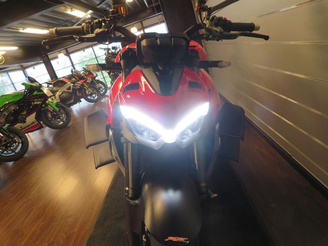 ducati - streetfighter-v4s