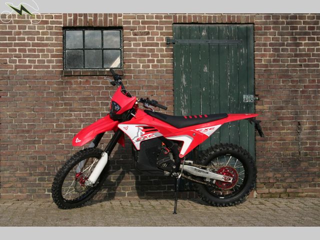 Arctic-Leopard - cheetah-exe-880