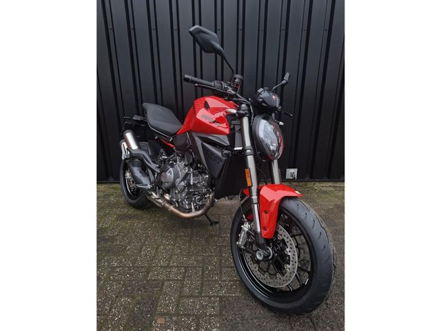 ducati - m-600