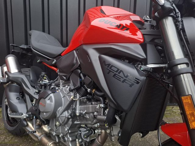 ducati - m-600