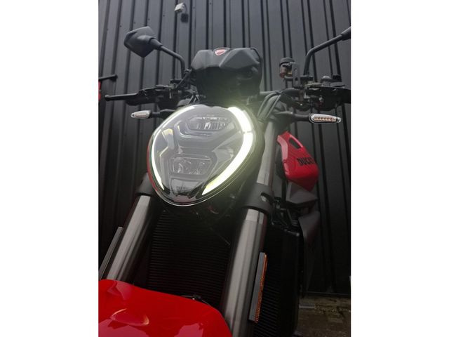 ducati - m-600