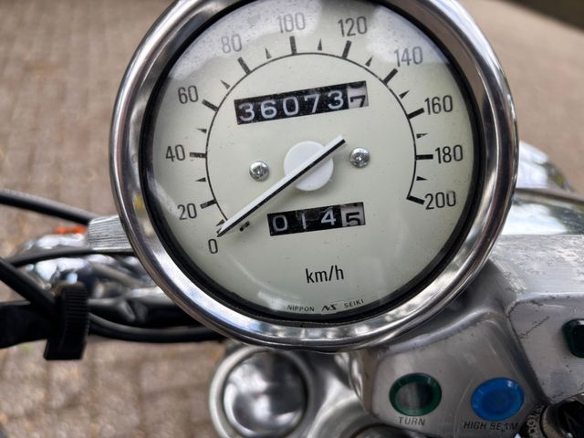 yamaha - xv-750-virago