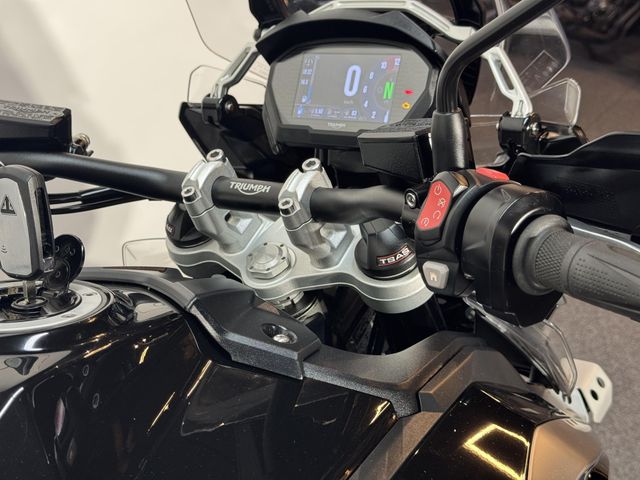 triumph - tiger-1200-xrx