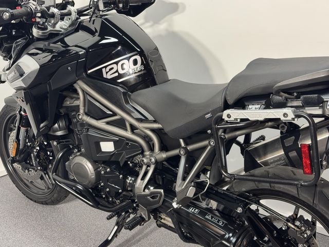 triumph - tiger-1200-xrx
