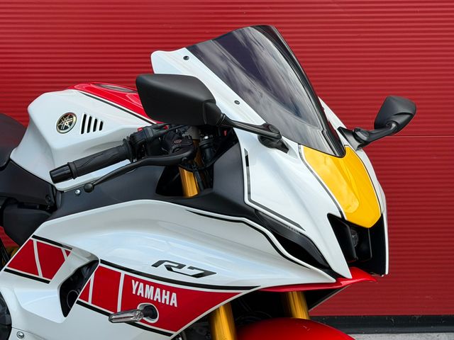 yamaha - r7-world-gp-60th-anniversary