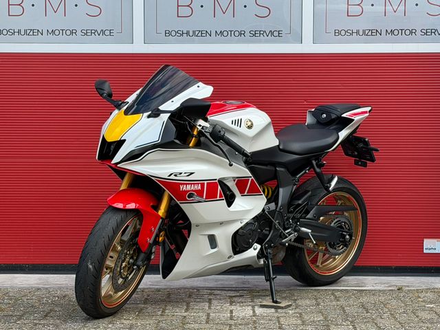 yamaha - r7-world-gp-60th-anniversary