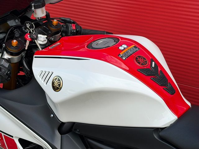 yamaha - r7-world-gp-60th-anniversary