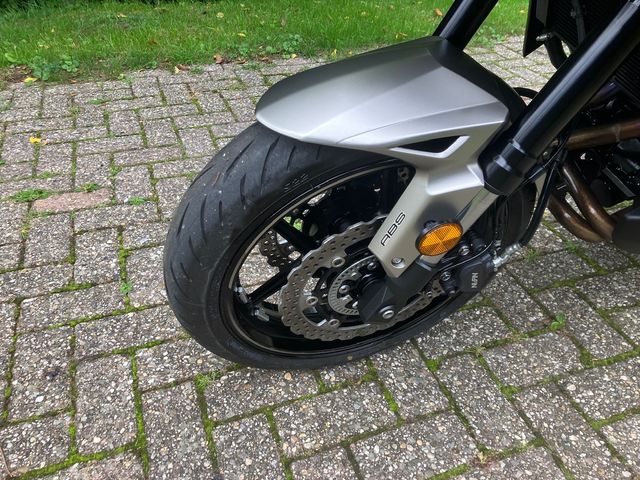 kawasaki - versys-650-abs