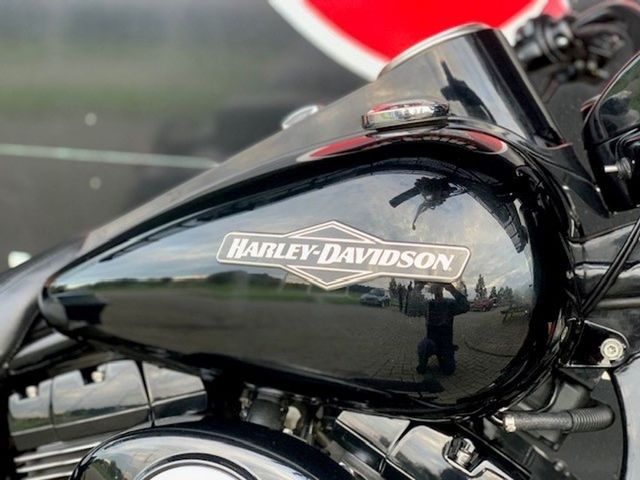 harley-davidson - roadking-114