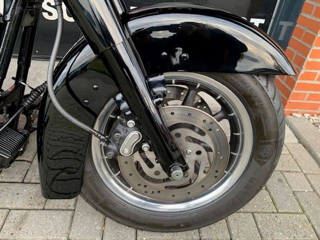 harley-davidson - roadking-114