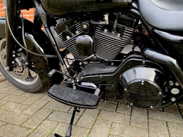 harley-davidson - roadking-114