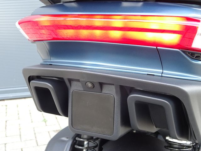 piaggio - mp3-530-hpe-advance-exlusive