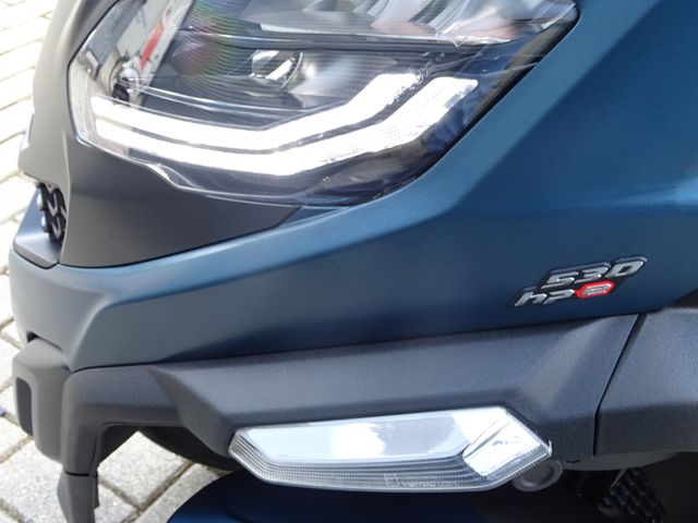 piaggio - mp3-530-hpe-advance-exlusive