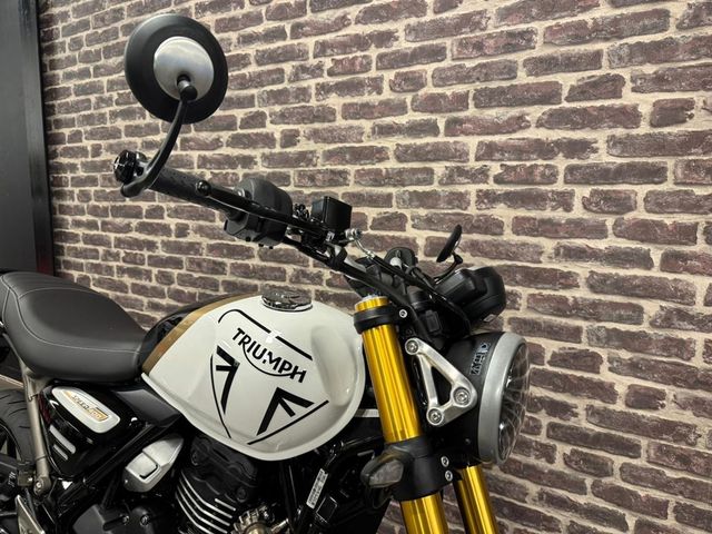 triumph - speed-400