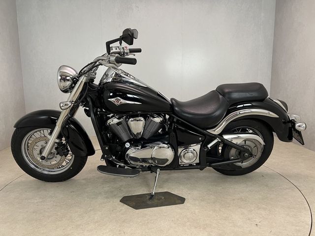 kawasaki - vn-900-classic