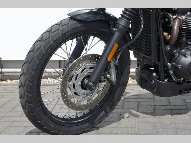 triumph - scrambler-900-chrome-edition