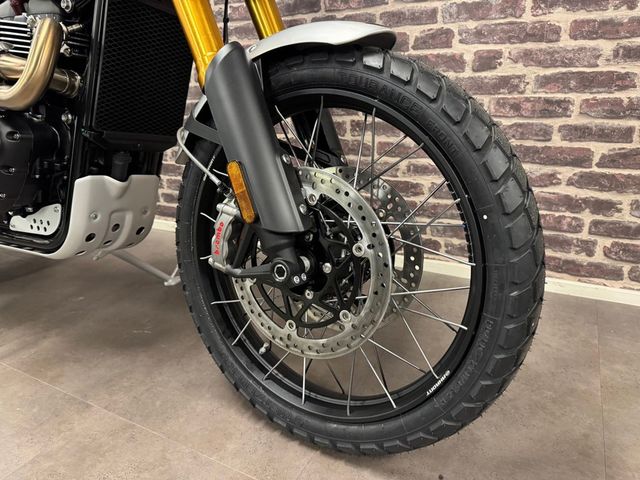 triumph - scrambler-1200-xe