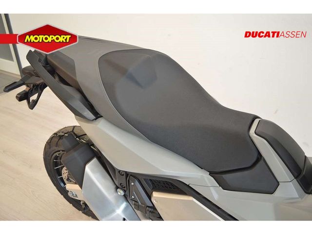 honda - x-adv