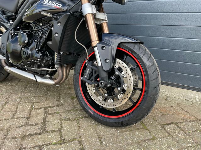 triumph - speed-triple-1050-abs