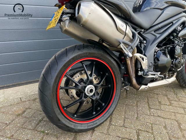 triumph - speed-triple-1050-abs