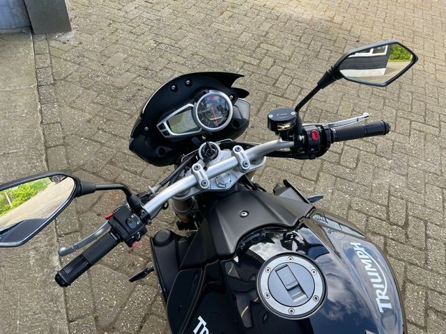 triumph - speed-triple-1050-abs