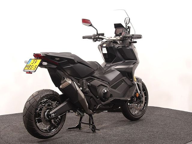 honda - x-adv