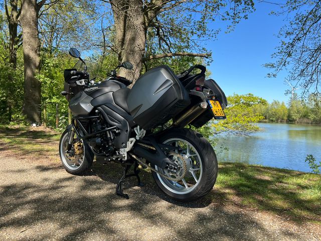 triumph - tiger-1050-abs