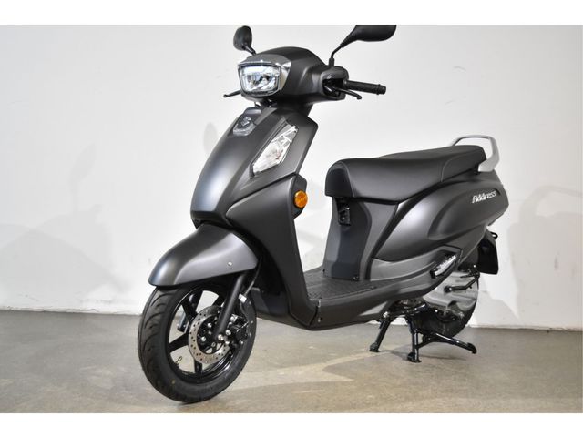 suzuki - address-125